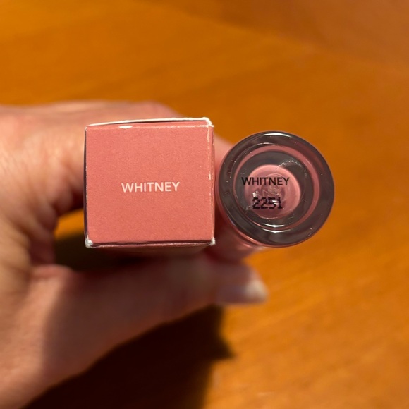 Buxom Full-On Lip Polish Lip Gloss - Picture 11 of 16